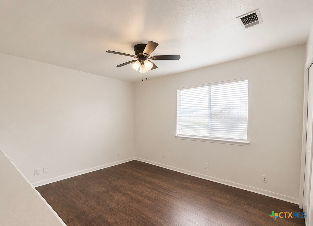900 Jasmine Trail Georgetown, TX 78626 - Photo 4 of 19