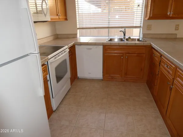 $1,850 | 14852 North 24th Drive, Unit 9, Phoenix, AZ 85023