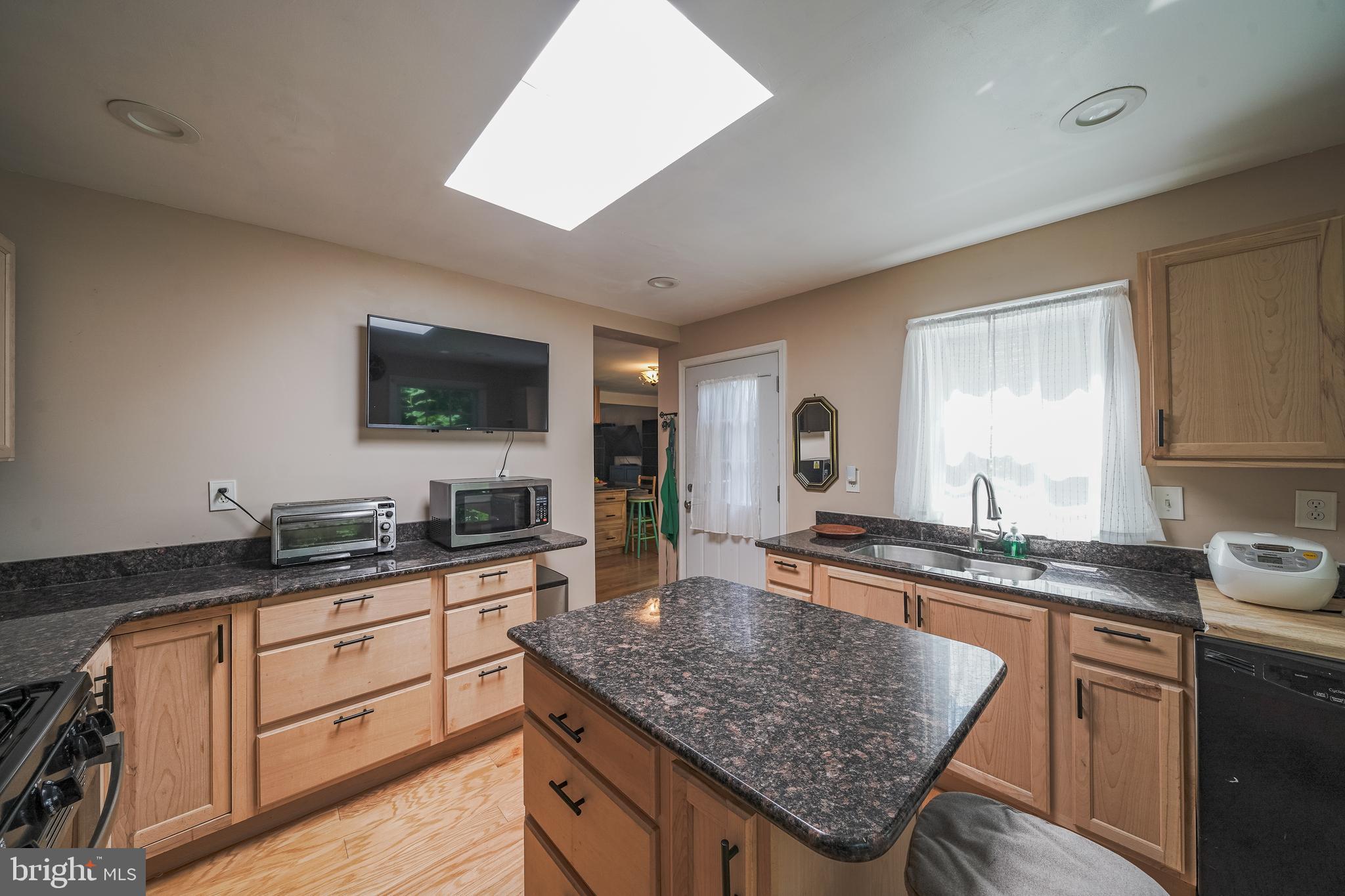 12310 Middle Road Silver Spring, MD 20906 - Photo 14 of 56 kitchen