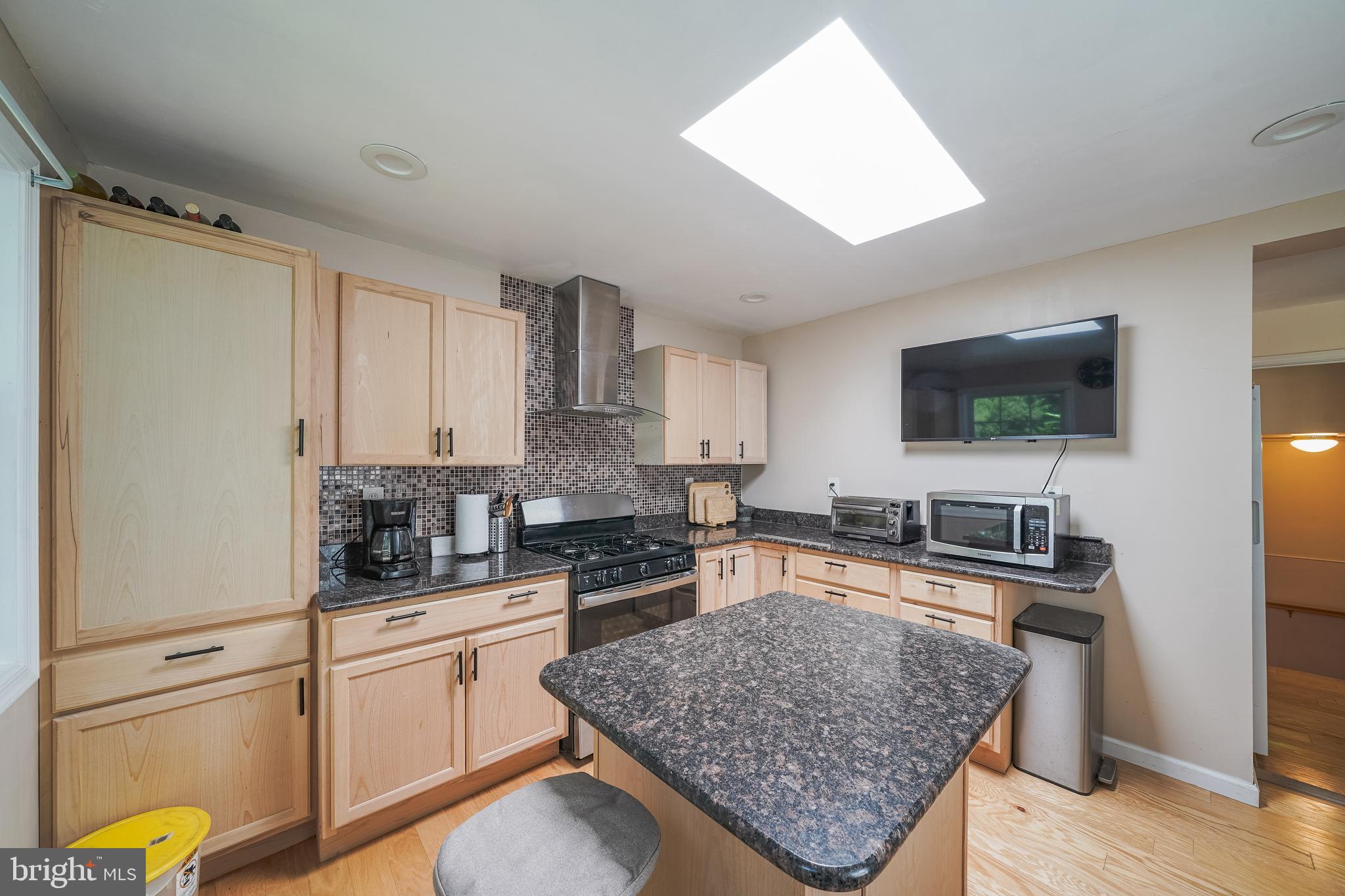 12310 Middle Road Silver Spring, MD 20906 - Photo 15 of 56 kitchen