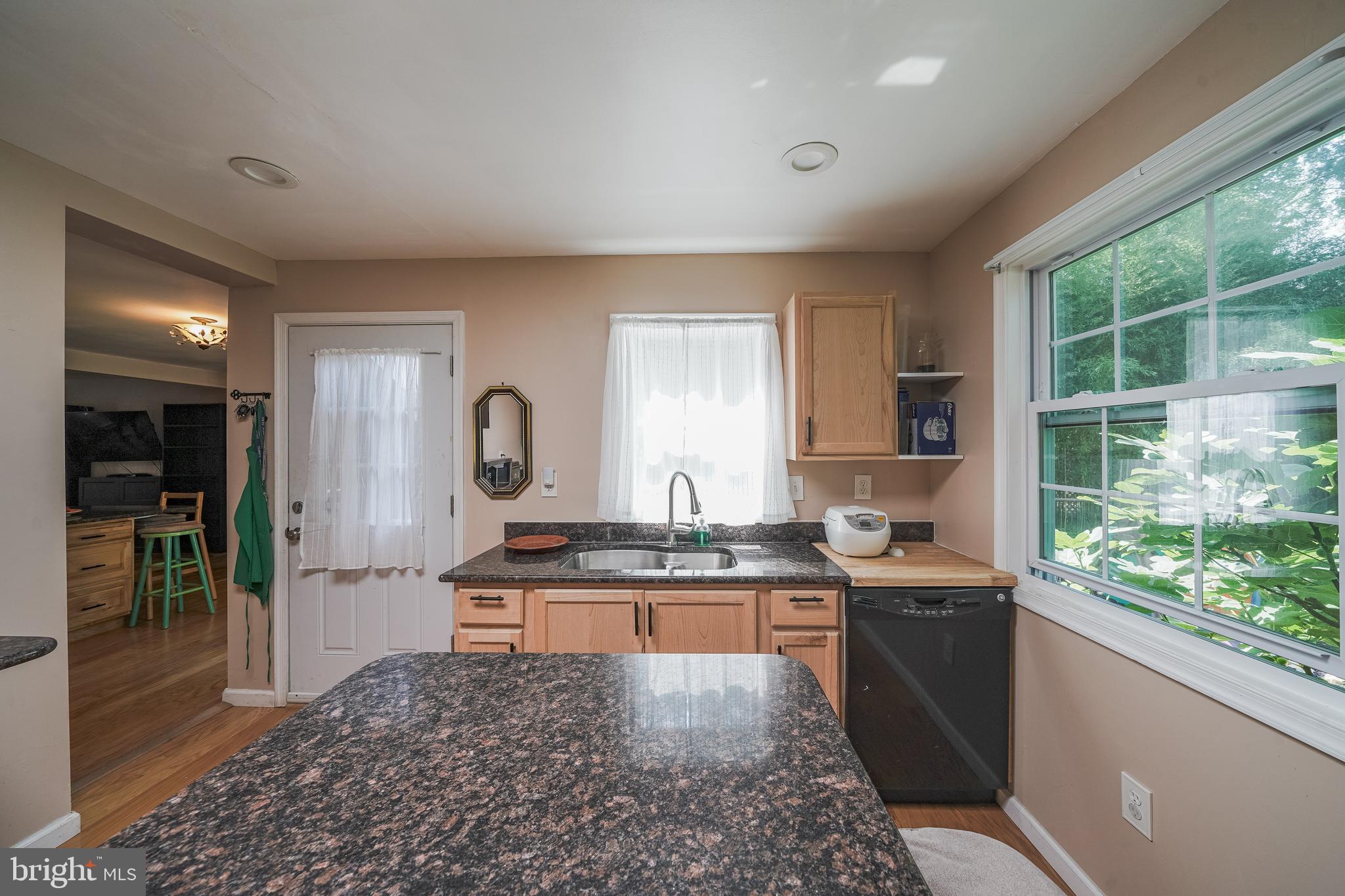 12310 Middle Road Silver Spring, MD 20906 - Photo 17 of 56 kitchen