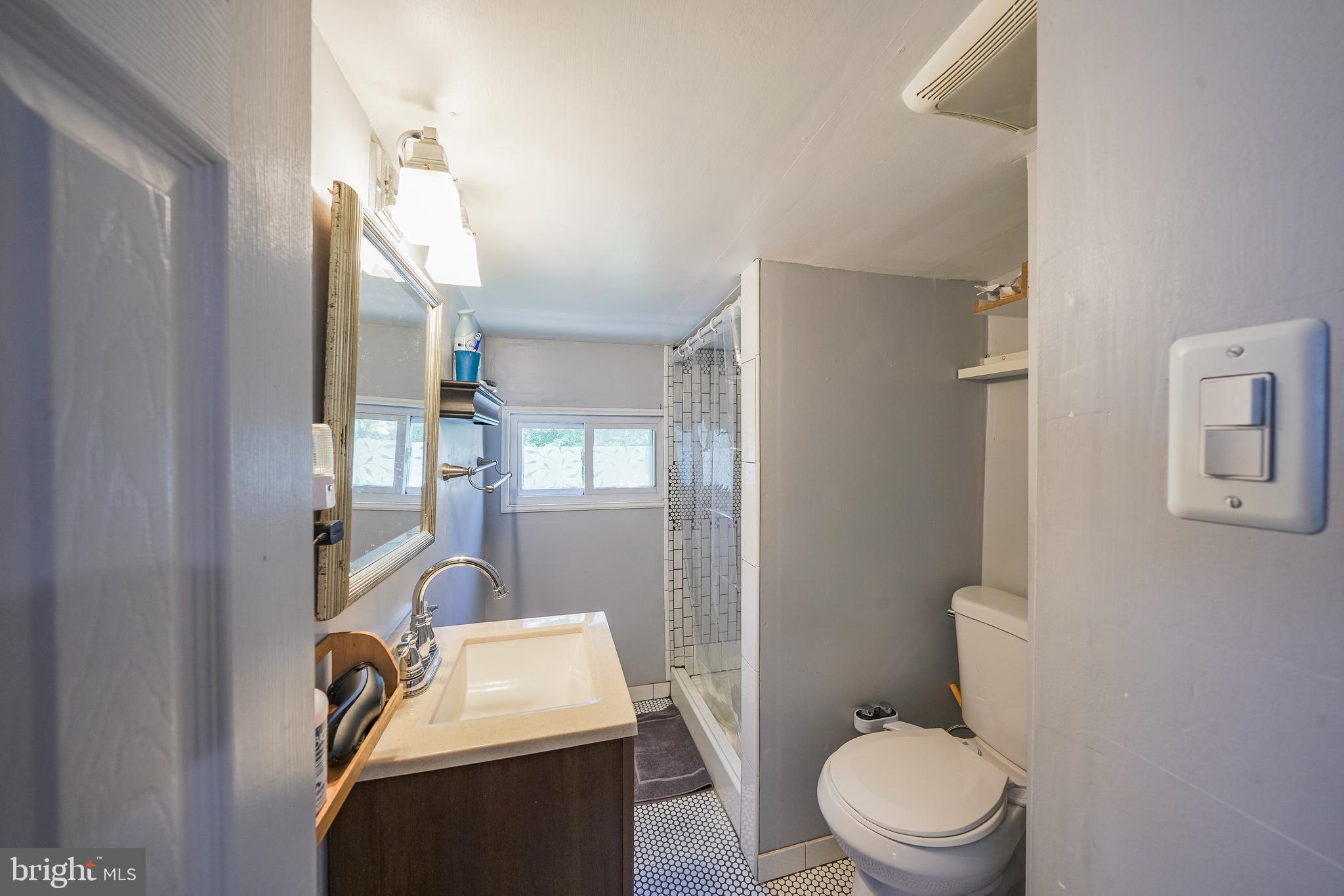 12310 Middle Road Silver Spring, MD 20906 - Photo 33 of 56 attic upper level full bath