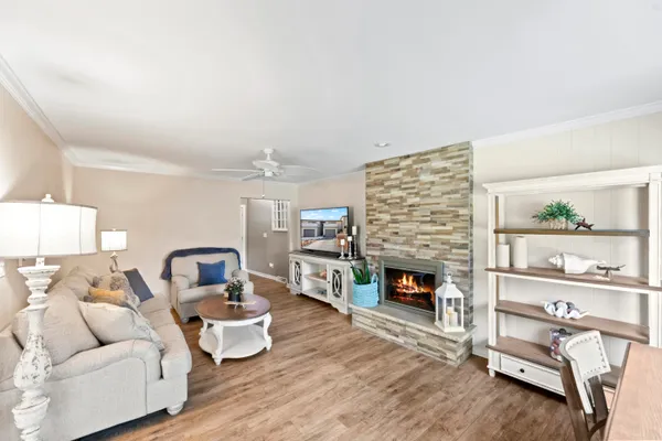 $395,000 | 987 Lake Country Court, Oconomowoc, WI 53066