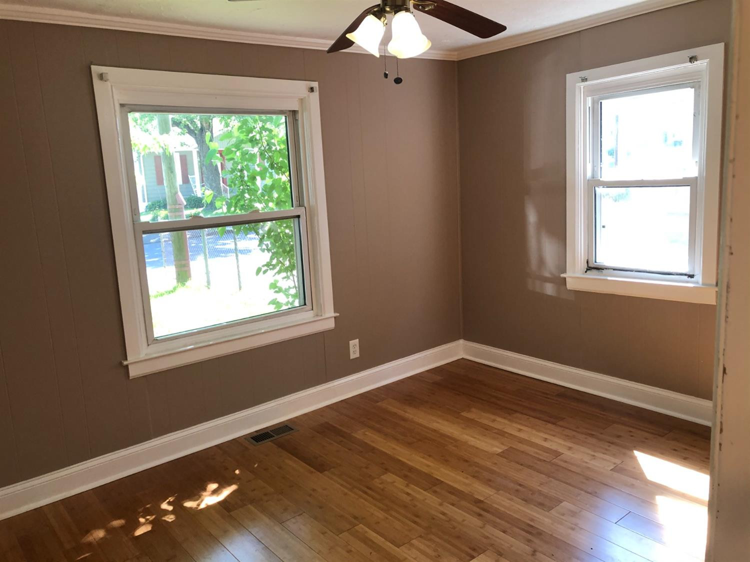 1105 Texaco Road Lexington, KY 40508 - Photo 6 of 11 Photo 6