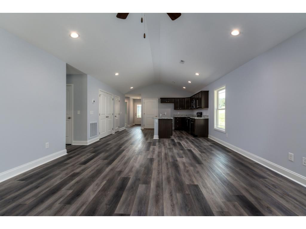 2906 Southbridge Road Kingsport, TN 37664 - Photo 8 of 25 Photo 9