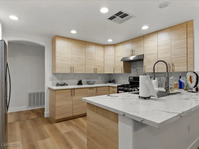 $514,999 | 821 Glacier Peak Lane, Unit 203, Las Vegas, NV 89144