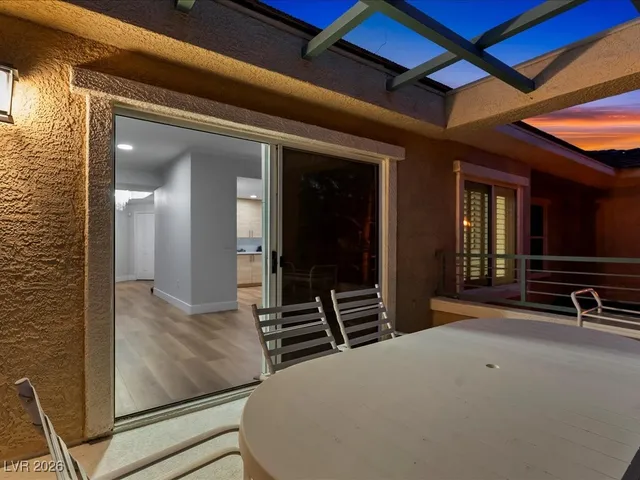 $514,999 | 821 Glacier Peak Lane, Unit 203, Las Vegas, NV 89144
