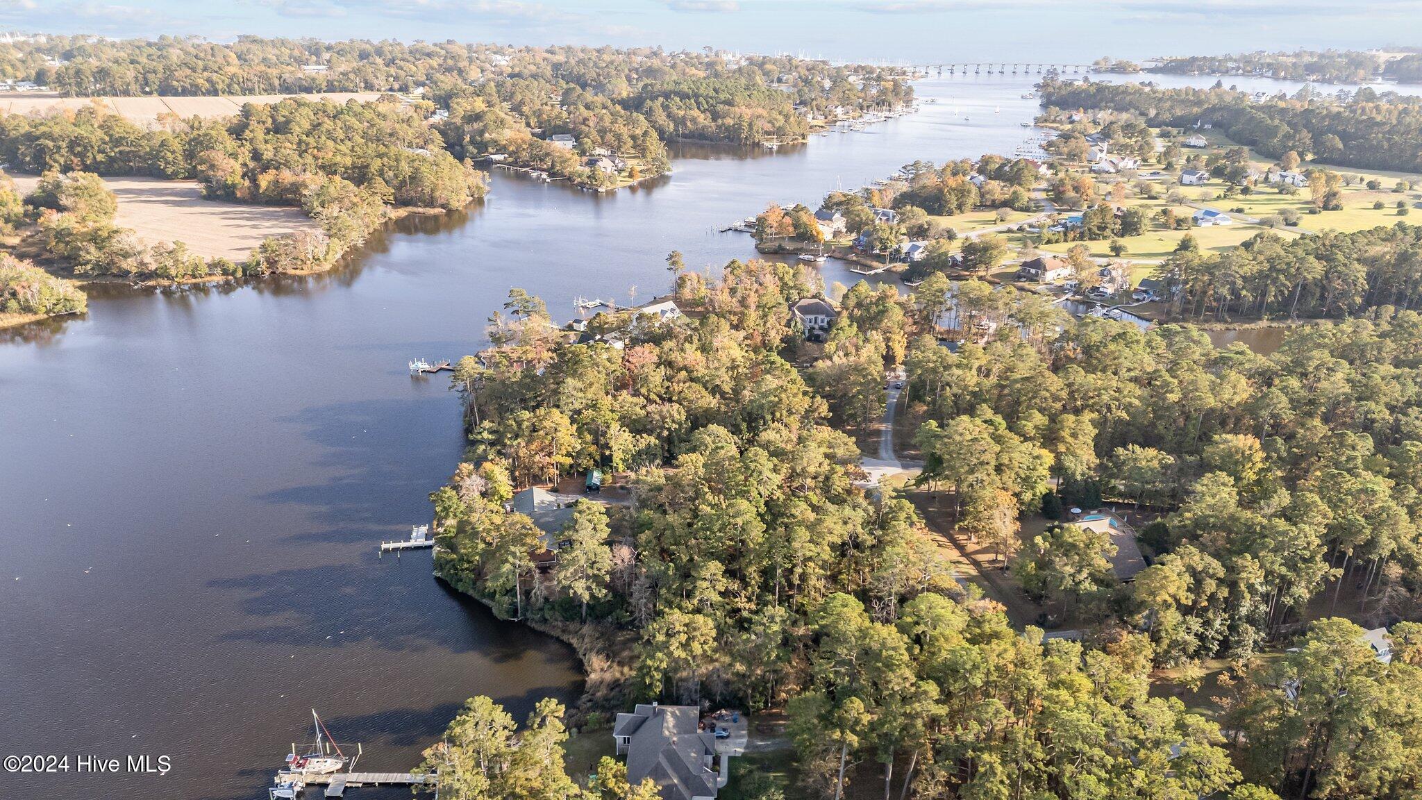 12 Spinnaker Point Road North Oriental, NC 28571 - Photo 58 of 60 10-web-or-mls-DJI_20241104152223_0341_D