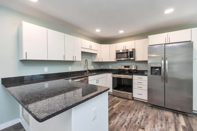 $325,000 | 6 A Villa Brasi Lane, Boscawen, NH 03303