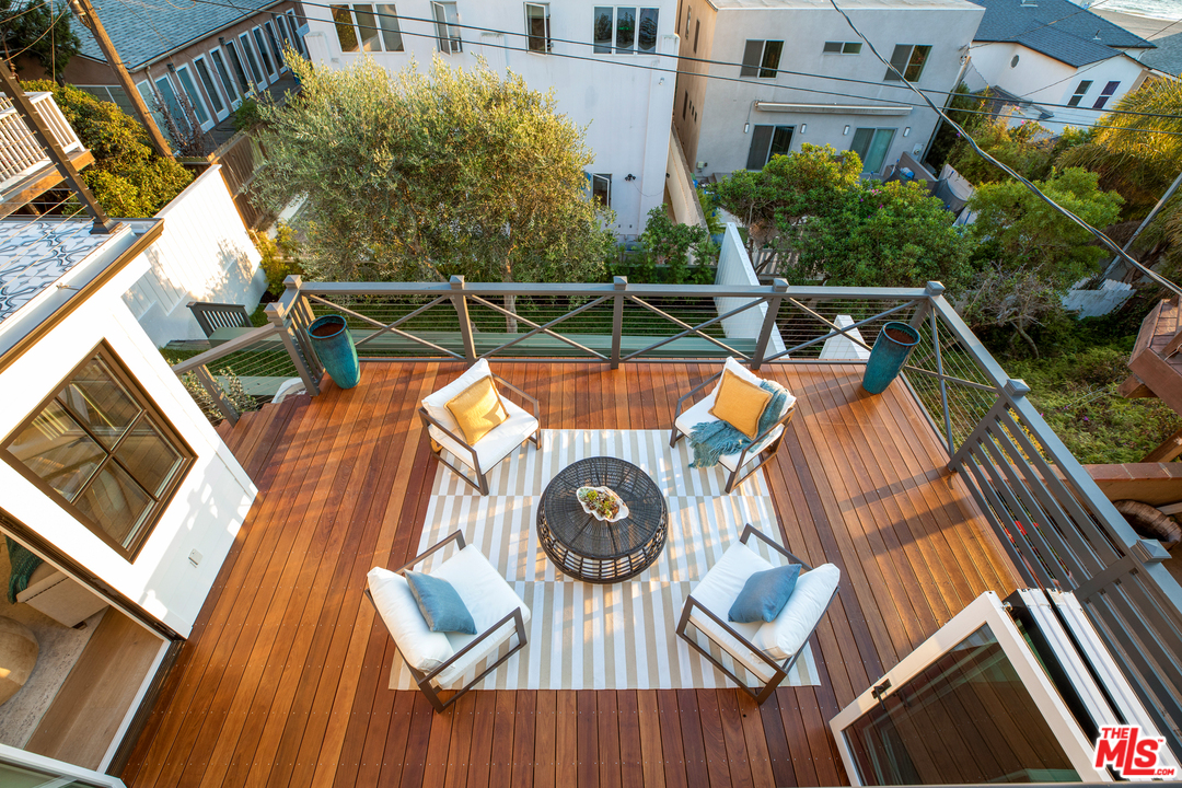 232 Waterview Street Playa del Rey, CA 90293 - Photo 22 of 51 a view of outdoor space with swimming pool and furniture