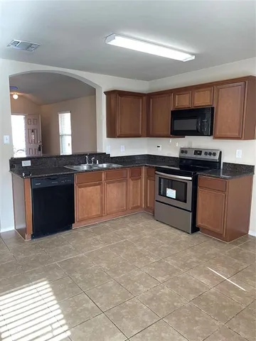 $1,850 | 478 Harding Lane, Lavon, TX 75166