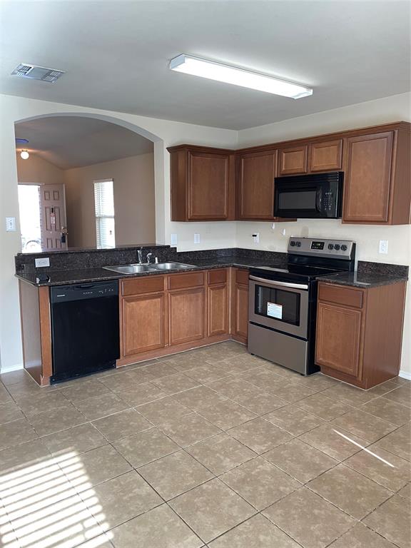 478 Harding Lane Lavon, TX 75166 - Photo 3 of 22