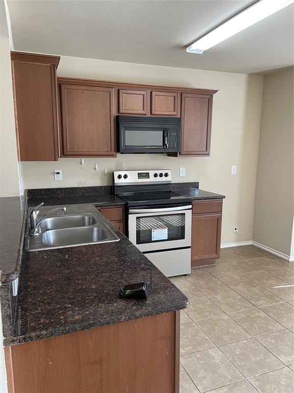 478 Harding Lane Lavon, TX 75166 - Photo 4 of 22