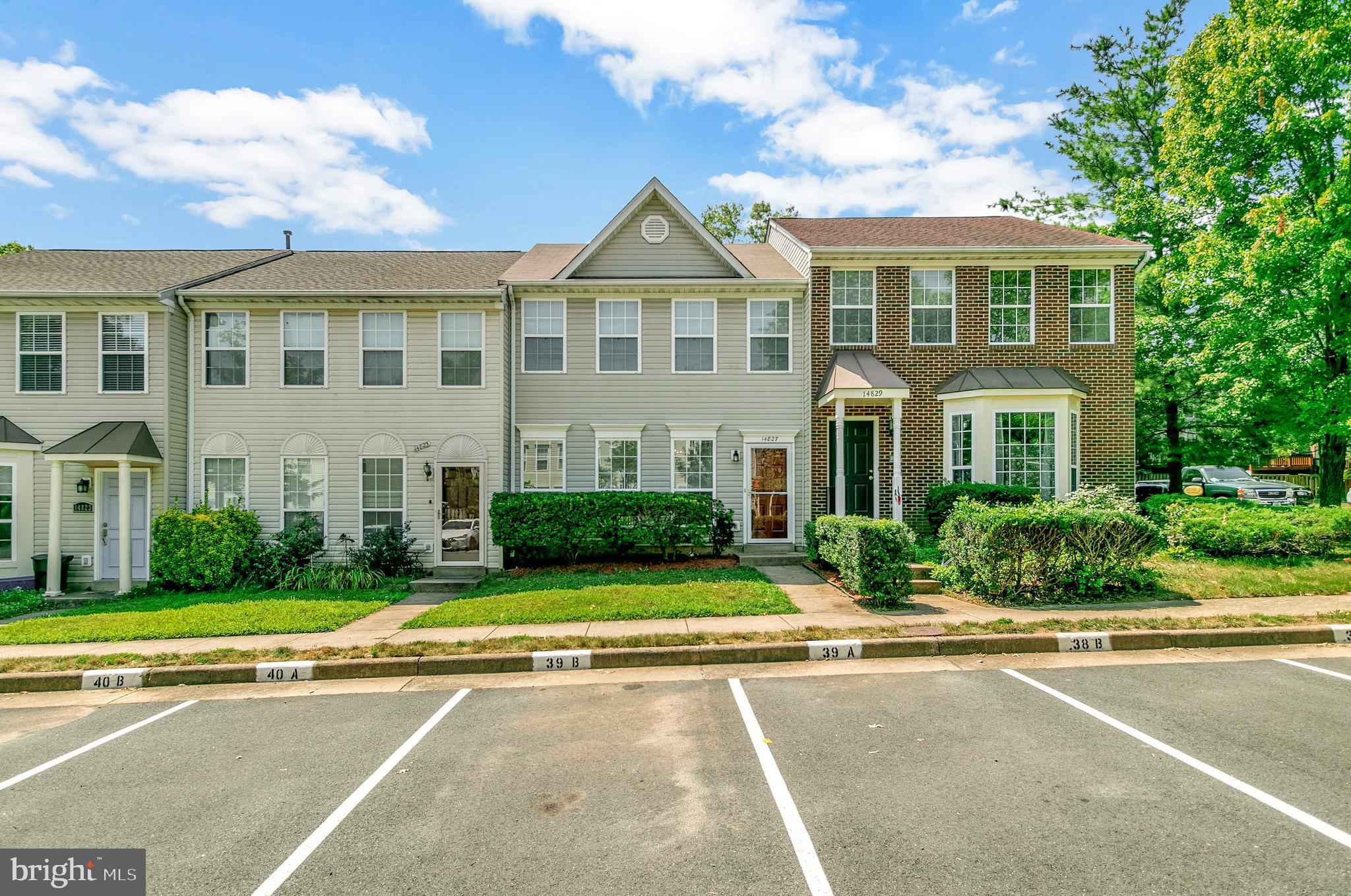 14827 Bolton Road Centreville, VA 20121 - Photo 2 of 32 Front view exterior general