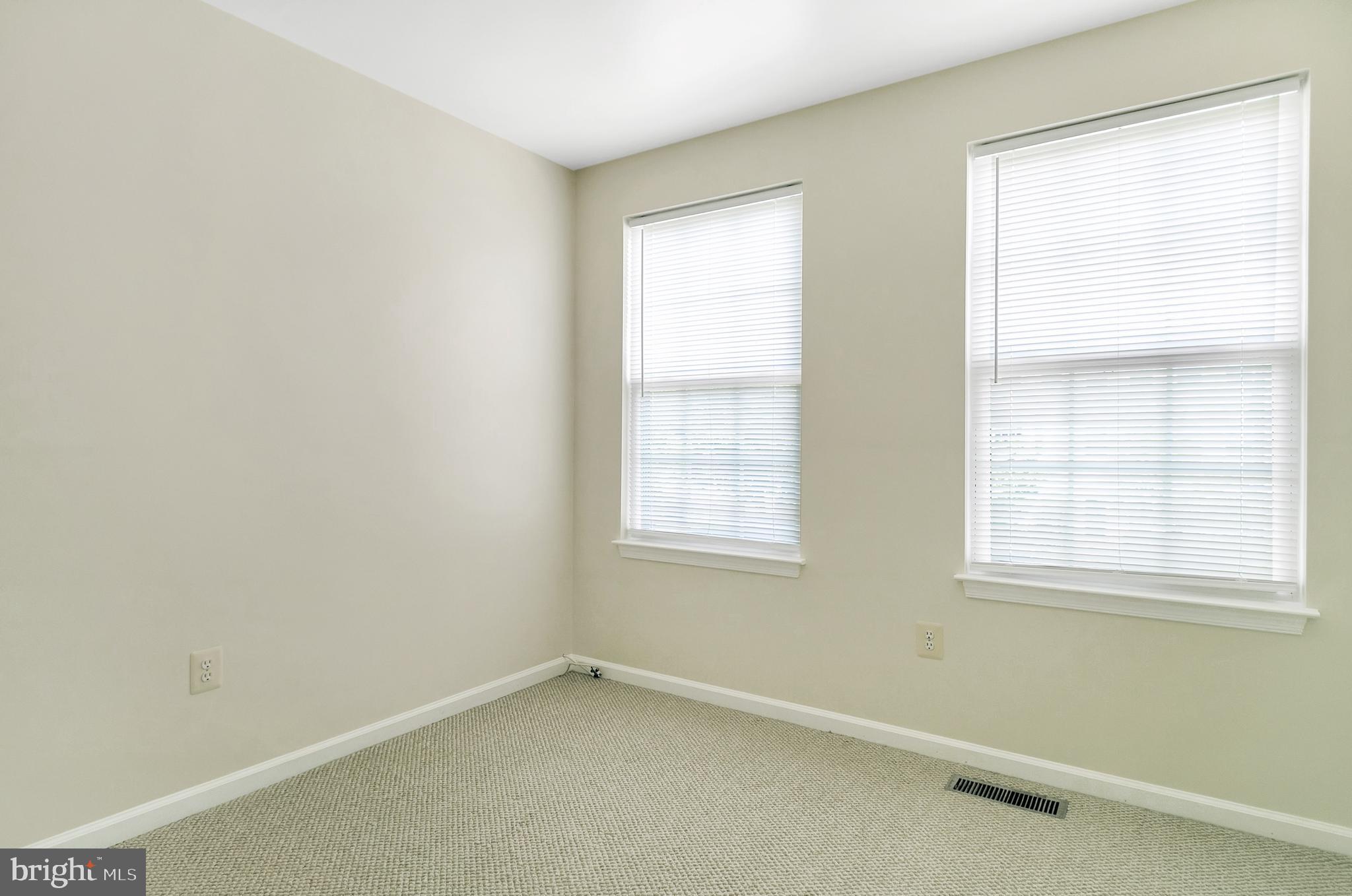 14827 Bolton Road Centreville, VA 20121 - Photo 21 of 32 Gallery Image 21