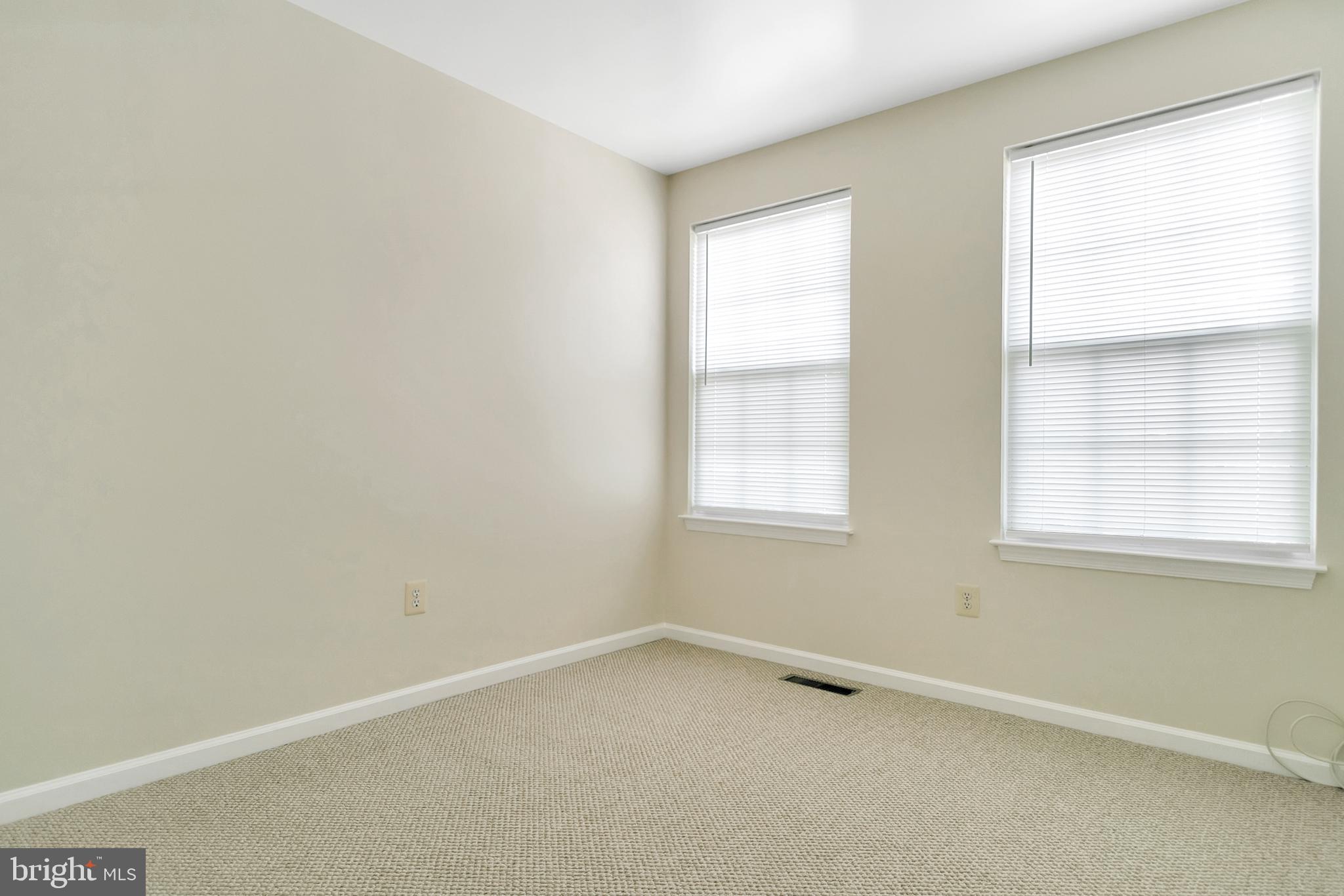 14827 Bolton Road Centreville, VA 20121 - Photo 22 of 32 Gallery Image 22