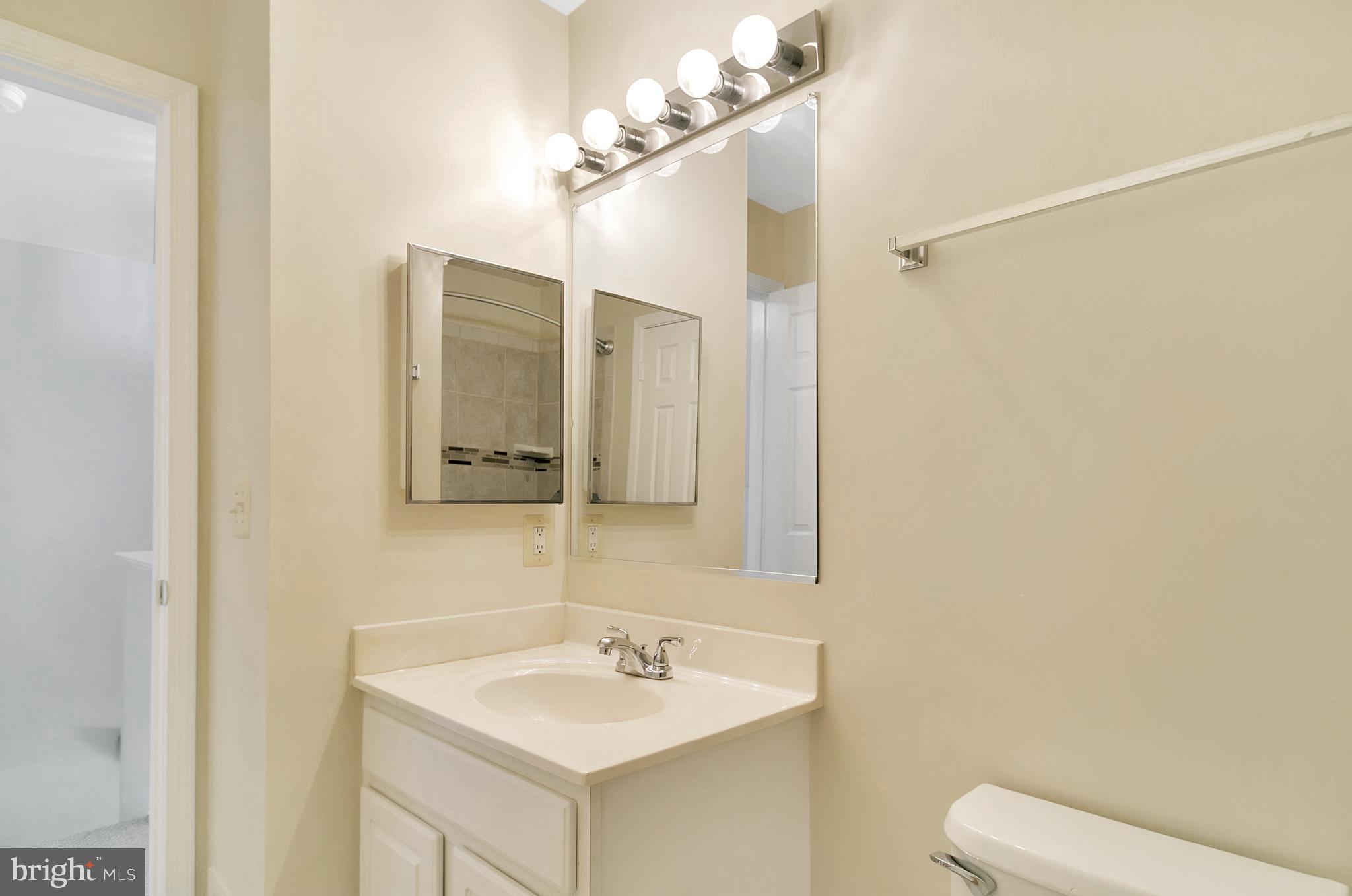 14827 Bolton Road Centreville, VA 20121 - Photo 26 of 32 Gallery Image 26