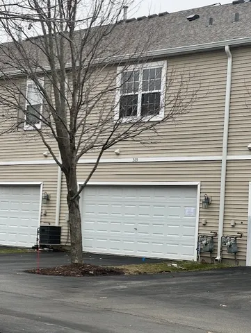 $259,900 | 309 Springbrook Trail South, Oswego, IL 60543