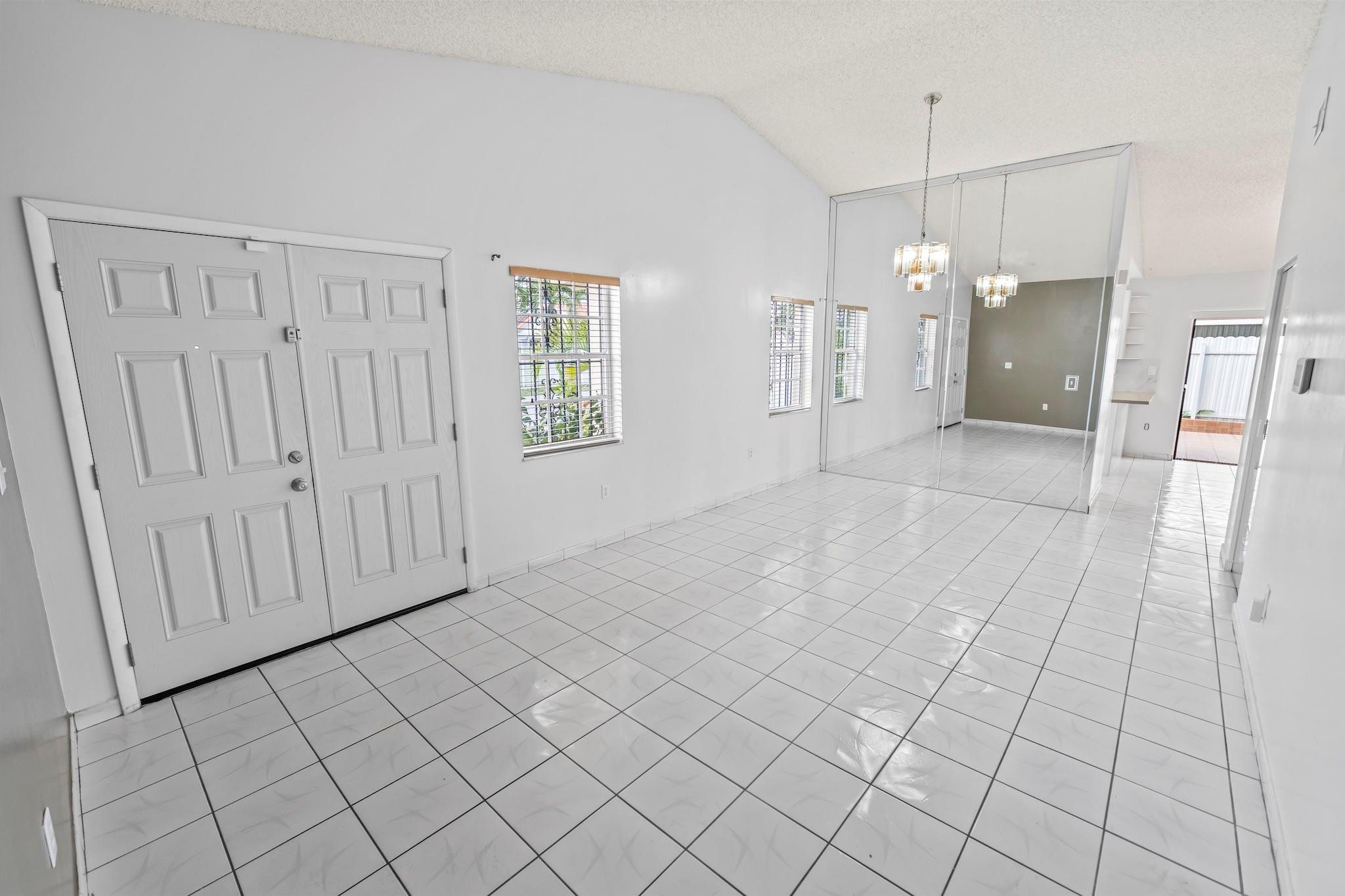 2597 West 73rd Place Hialeah, FL 33016 - Photo 26 of 40 Photo 26