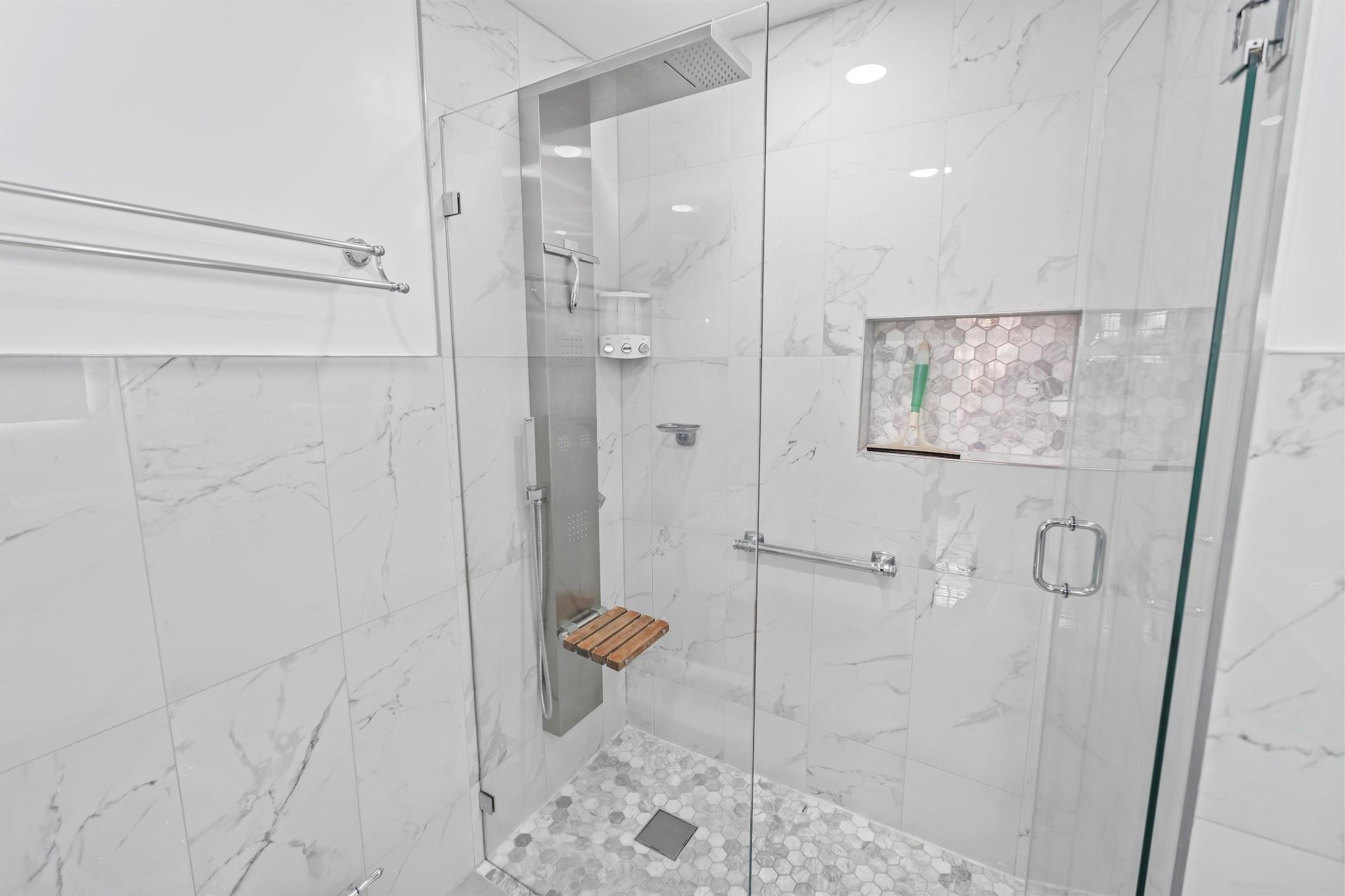 2597 West 73rd Place Hialeah, FL 33016 - Photo 32 of 40 Photo 32