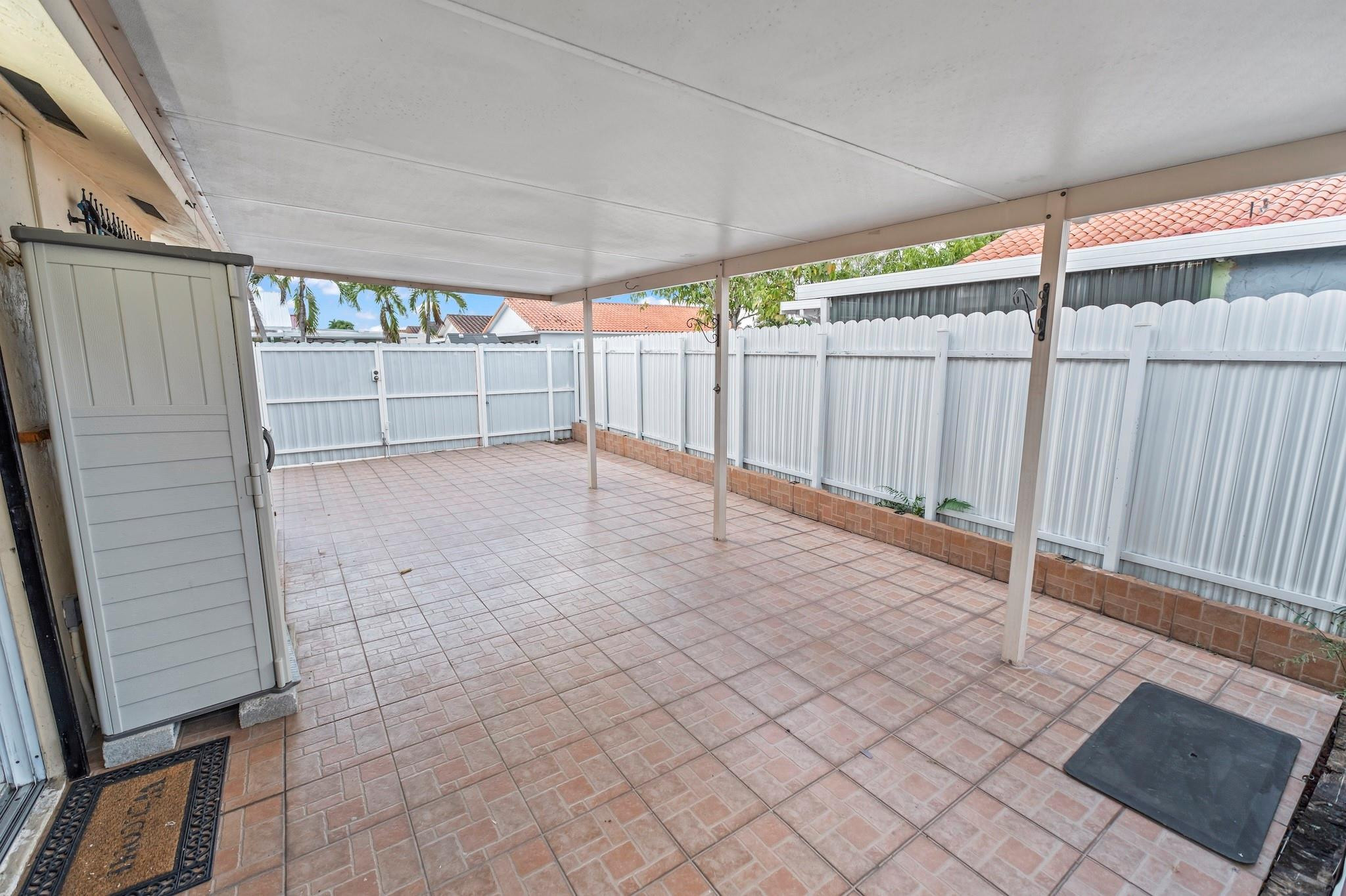 2597 West 73rd Place Hialeah, FL 33016 - Photo 37 of 40 Photo 37