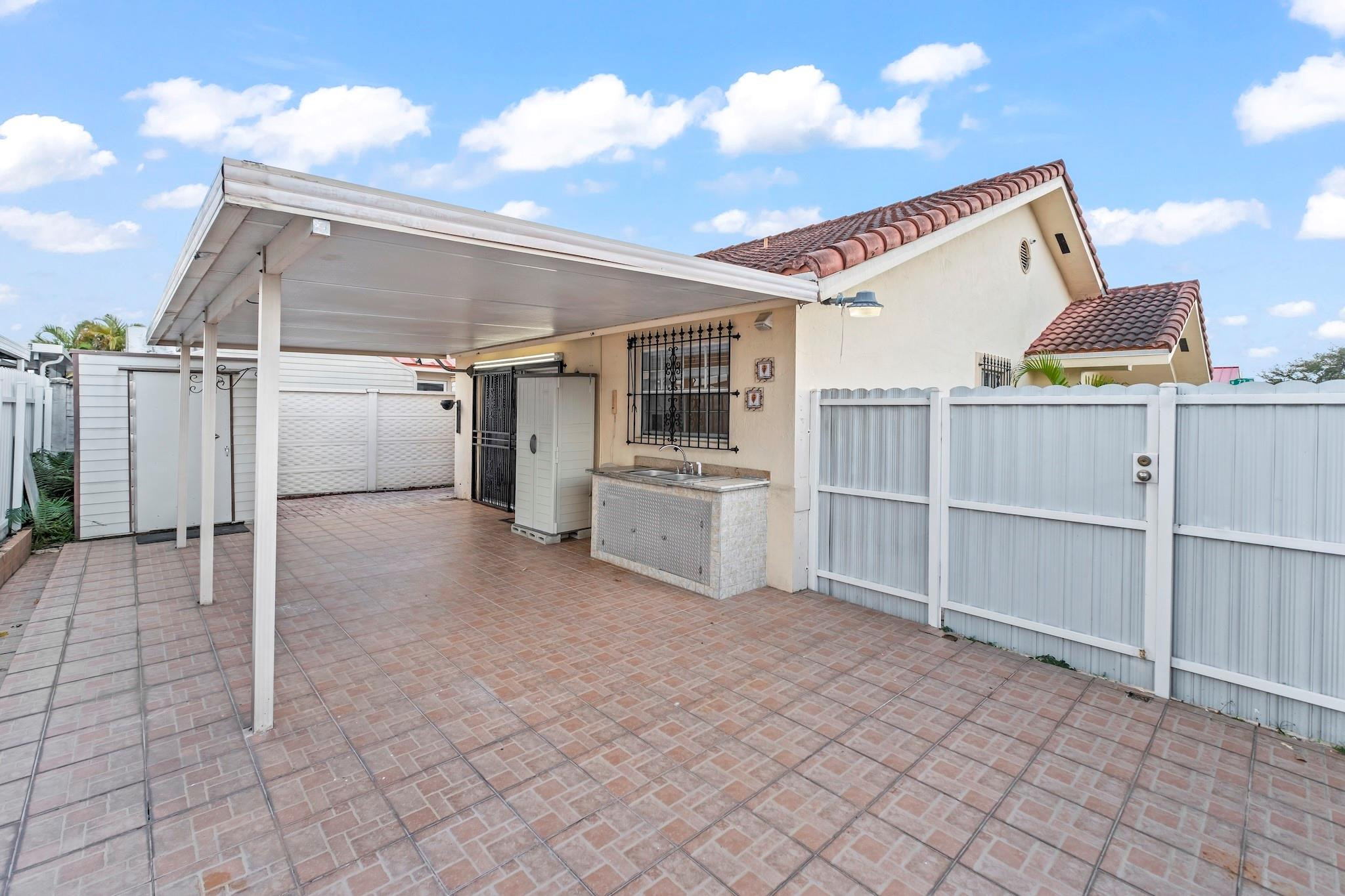 2597 West 73rd Place Hialeah, FL 33016 - Photo 40 of 40 Photo 40