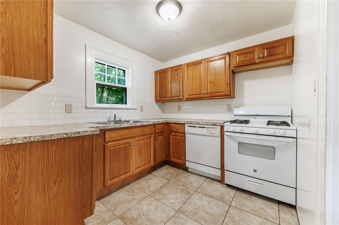1652 Buffalo Road Gates, NY 14624 - Photo 13 of 25 Gallery Image 13