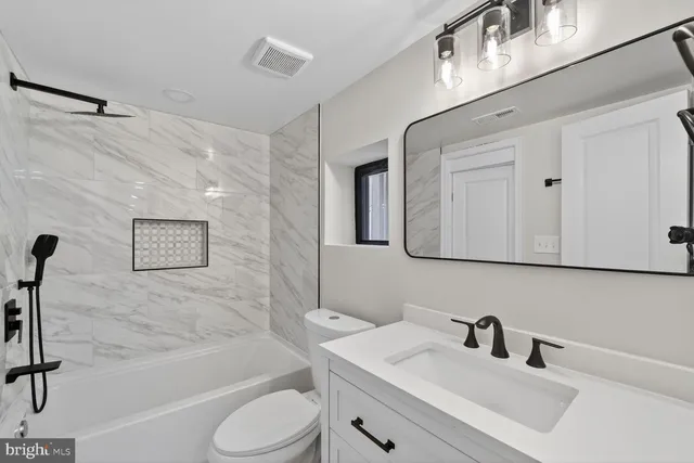 $1,124,000 | 4017 14th Street Northwest, Washington, DC 20011