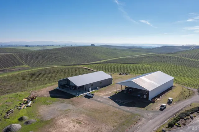 $10,499,000 | 5933 Haire Lane, Sonoma, CA 95476