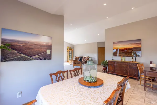 $9,975,000 | 5933 Haire Lane, Sonoma, CA 95476