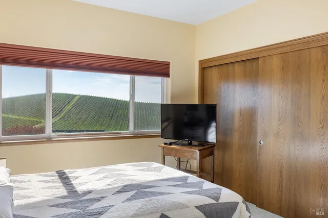 $10,499,000 | 5933 Haire Lane, Sonoma, CA 95476