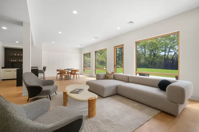 $7,850,000 | 12 Robin Road, Weston, MA 02493