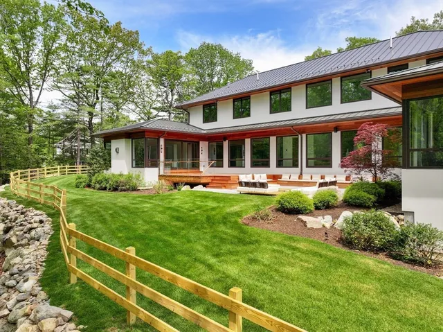 $7,850,000 | 12 Robin Road, Weston, MA 02493