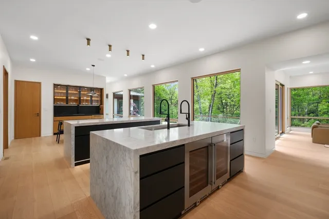 $7,850,000 | 12 Robin Road, Weston, MA 02493