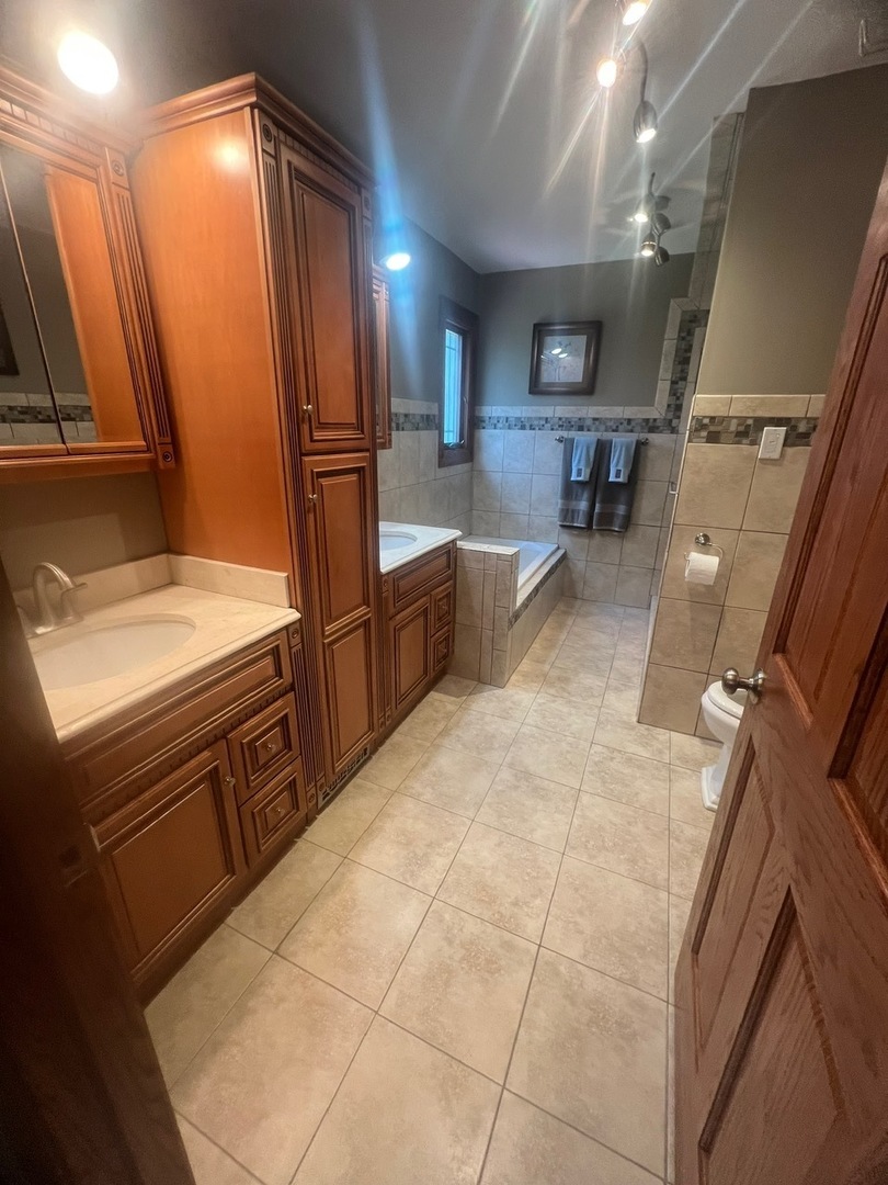 17926 La Haigh Road Homewood, IL 60430 - Photo 20 of 39