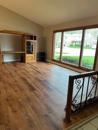 $418,000 | 17926 La Haigh Road, Homewood, IL 60430