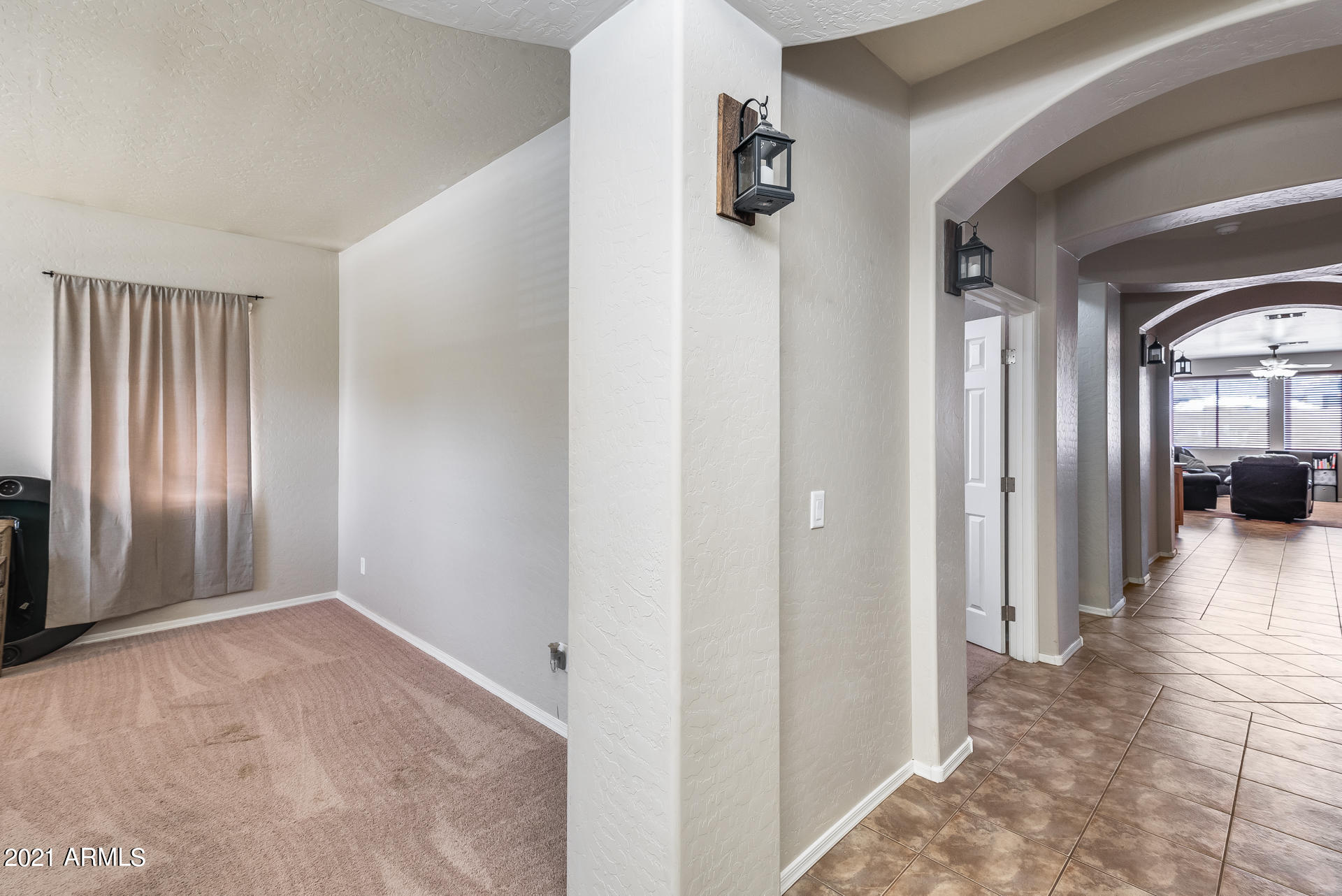 15050 West Bloomfield Road Surprise, AZ 85379 - Photo 5 of 35 Gallery Image 5