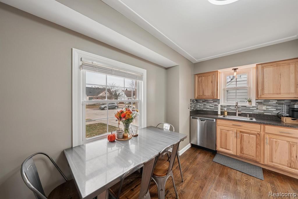 17748 Reno Street Riverview, MI 48193 - Photo 11 of 41