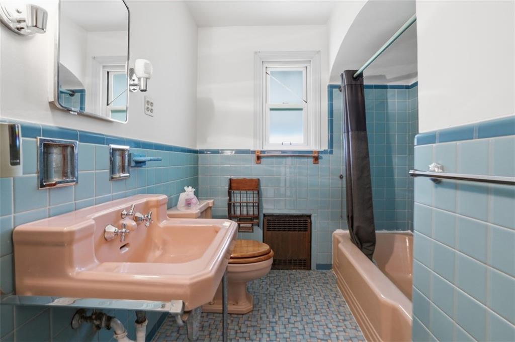 127 Amelia Street McKees Rocks, PA 15136 - Photo 17 of 29 Gallery Image 17