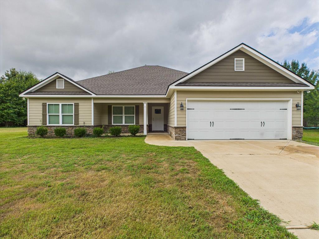 16 Isbell Road Fort Mitchell, AL 36856 - Photo 1 of 1 Main View