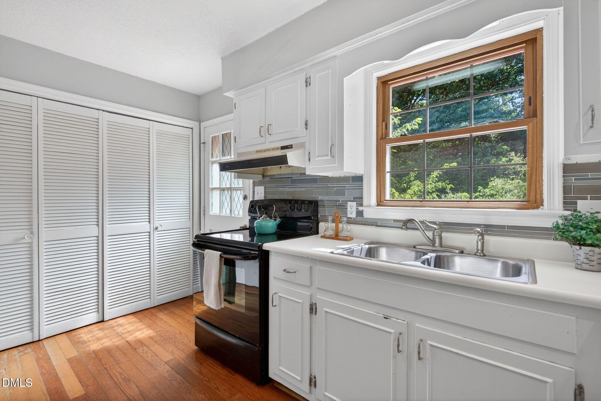 4108 Pickwick Drive Raleigh, NC 27613 - Photo 15 of 59