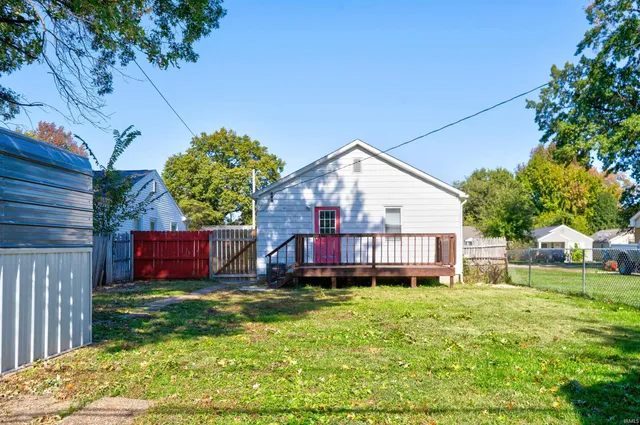 $114,900 | 1615 Ravenswood Drive, Evansville, IN 47714