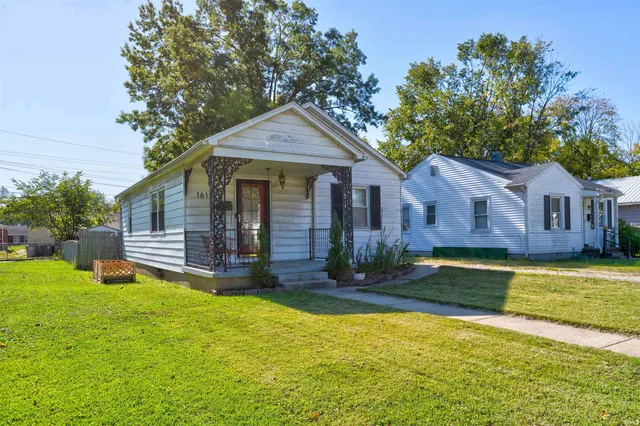 $114,900 | 1615 Ravenswood Drive, Evansville, IN 47714