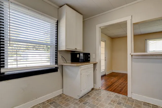 $114,900 | 1615 Ravenswood Drive, Evansville, IN 47714