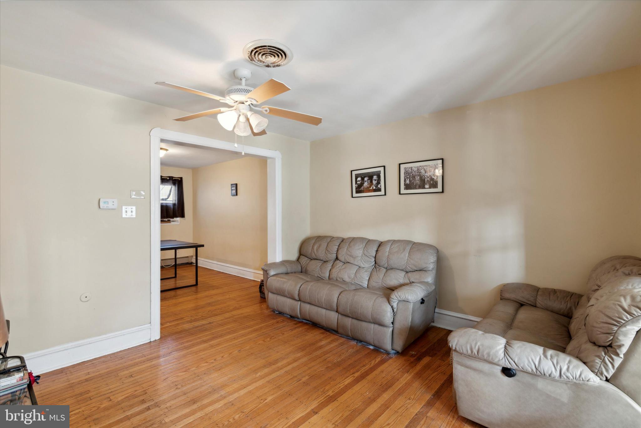520 Littlecroft Road Upper Darby, PA 19082 - Photo 5 of 24