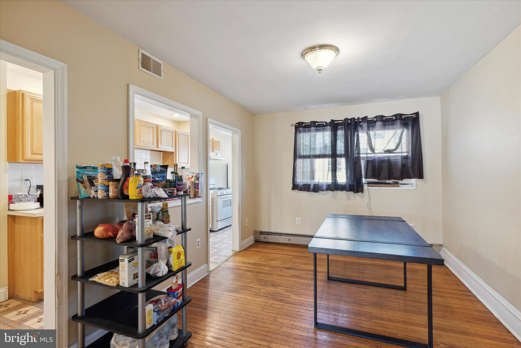 520 Littlecroft Road Upper Darby, PA 19082 - Photo 7 of 24