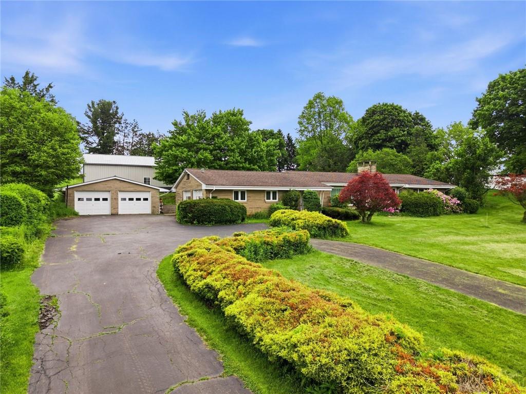 944 Mercer Road Butler, PA 16001 - Photo 2 of 48 Gallery Image 2