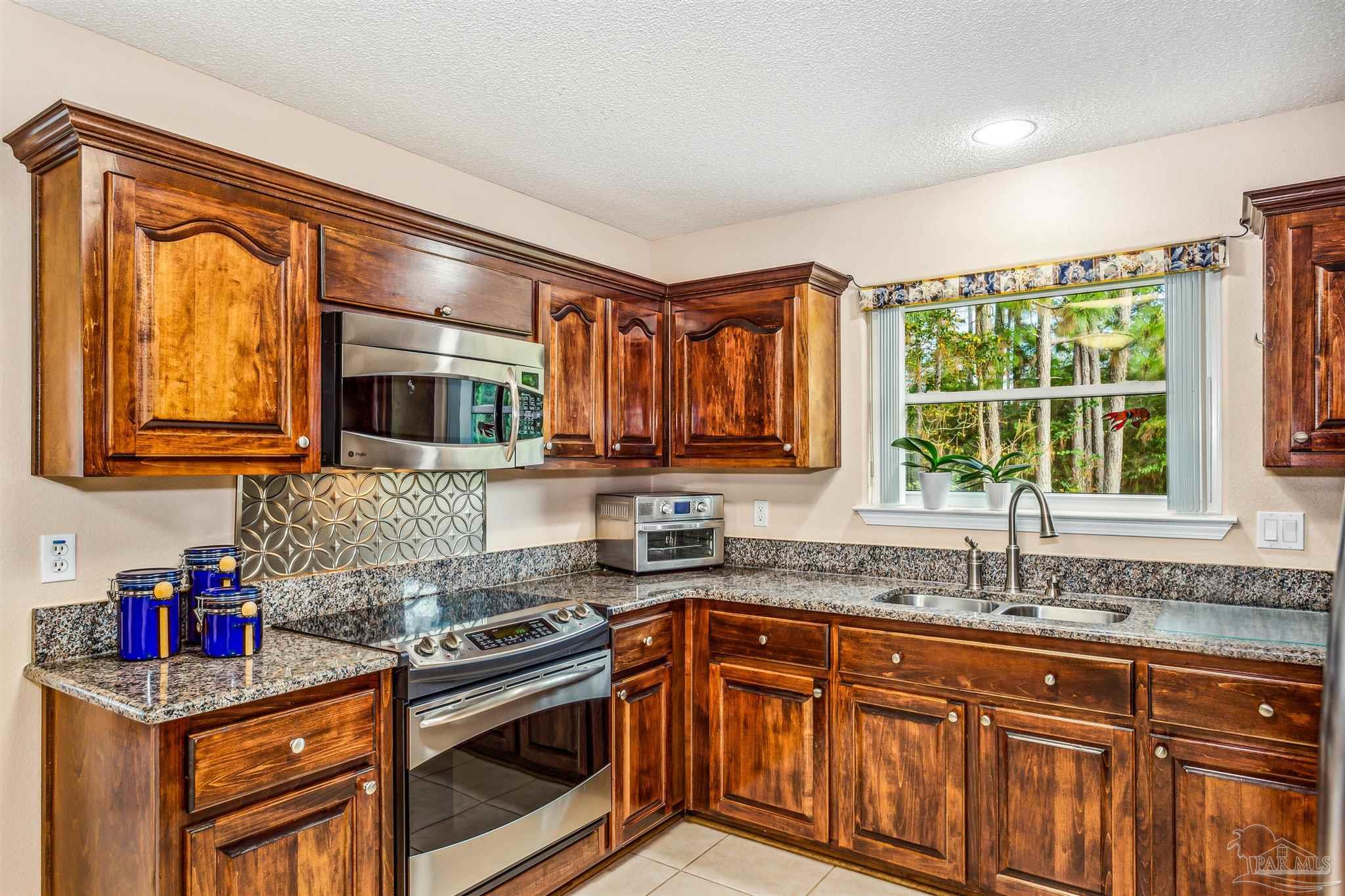 2526 Cove Road Navarre, FL 32566 - Photo 15 of 46