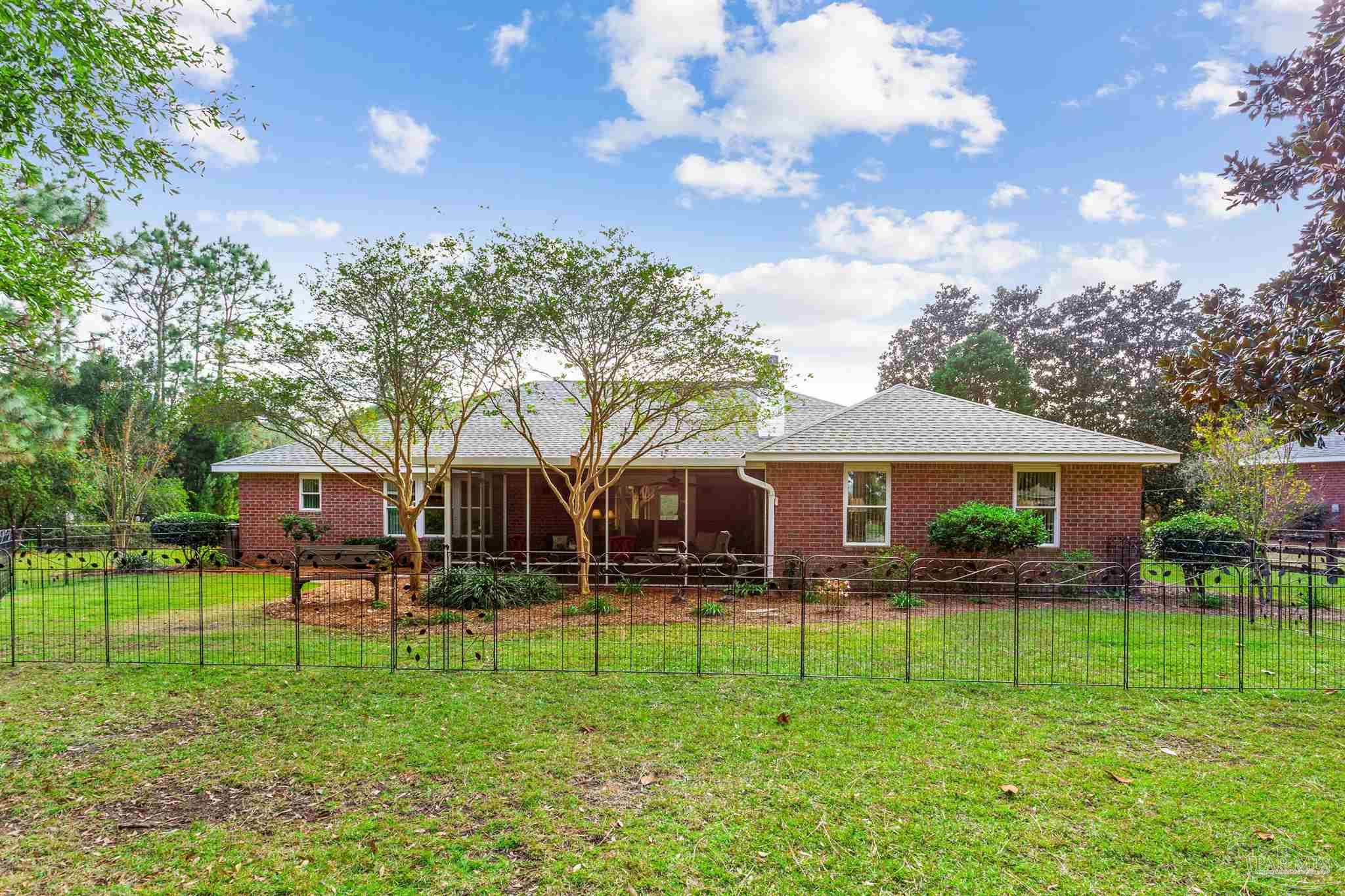 2526 Cove Road Navarre, FL 32566 - Photo 39 of 46