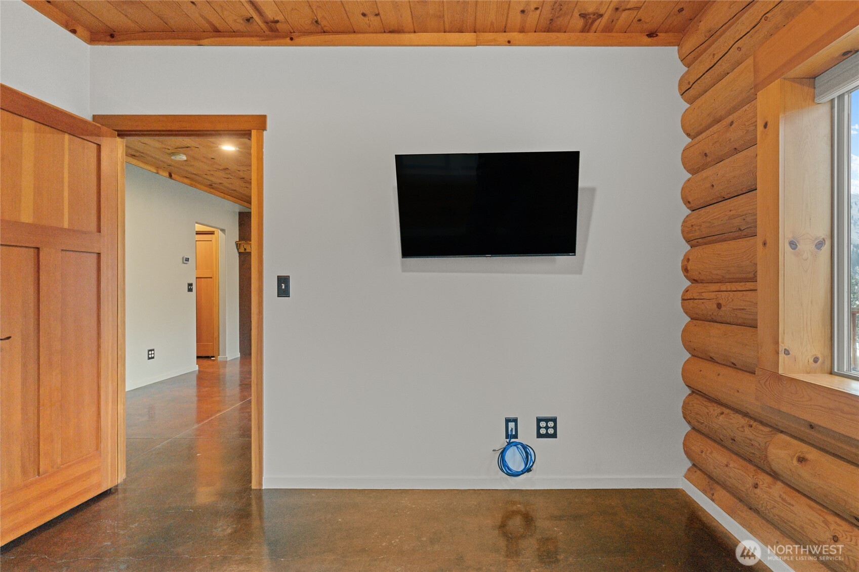 244 Howling Moon Lane Chelan, WA 98816 - Photo 20 of 36